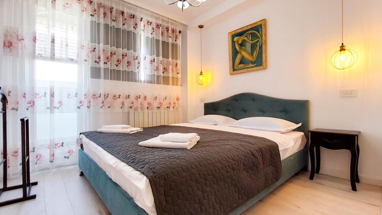 Apartment Sweet Lemons 1bd Amazing View Old Town Bucharest
