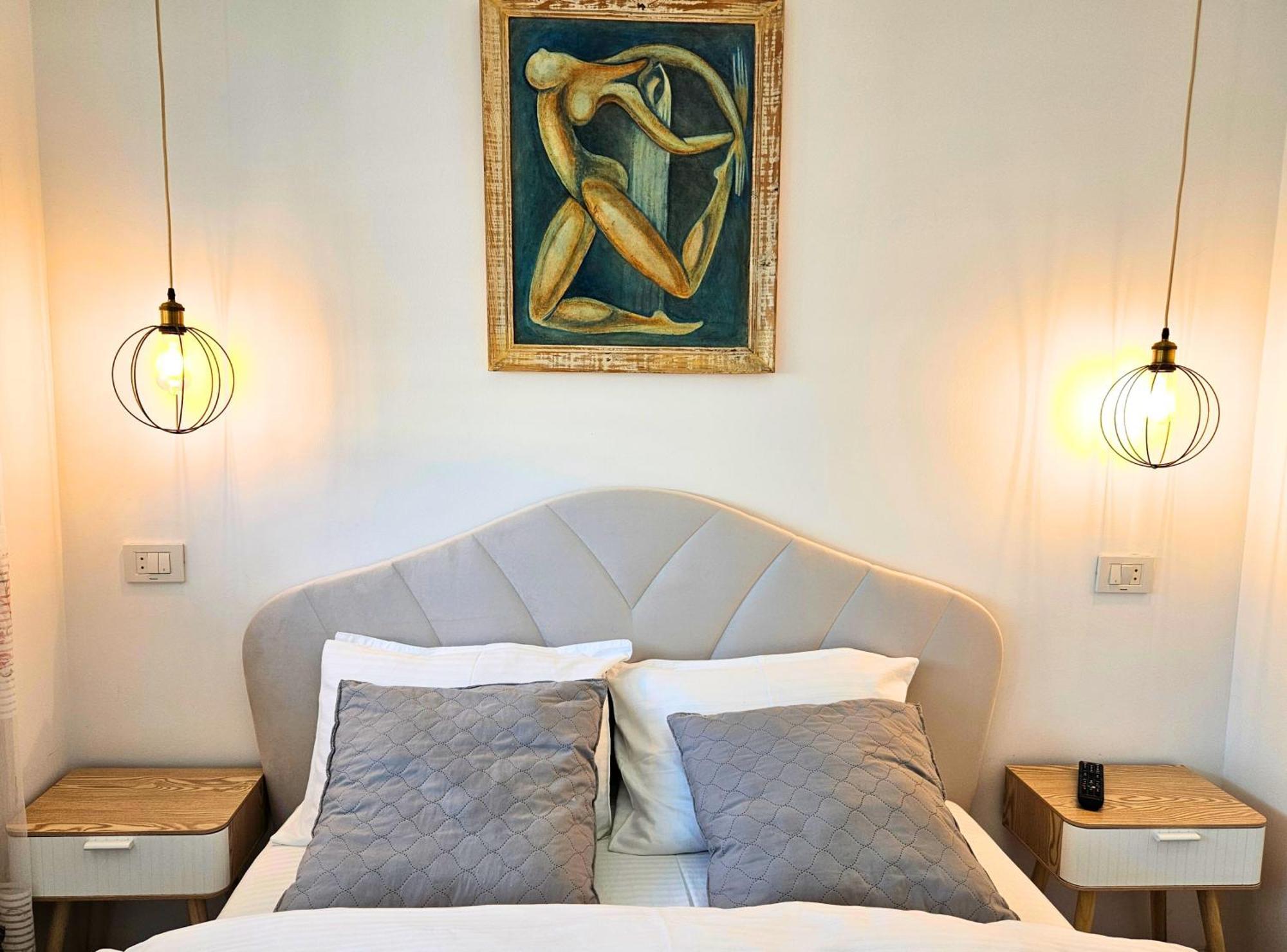 Sweet Lemons 1bd Amazing View Old Town Apartment Bucharest